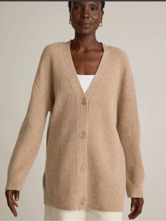 Quince Sweaters - Quince CashmereOversized Boyfriend CardiganSweater Size Medium